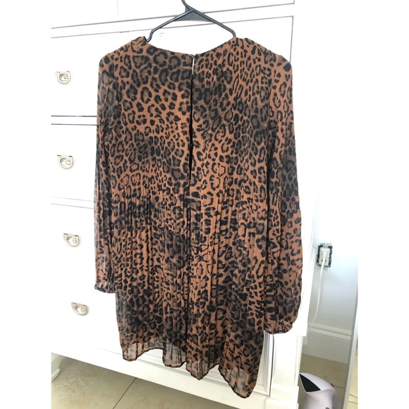 Zara Leopard Print Pleated Playsuit - Picture 4 of 5